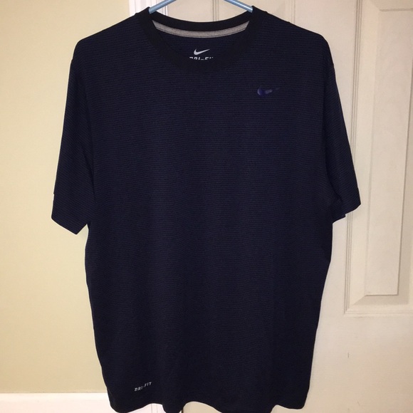 Mens Nike Dri-Fit Shirt - Picture 5 of 7